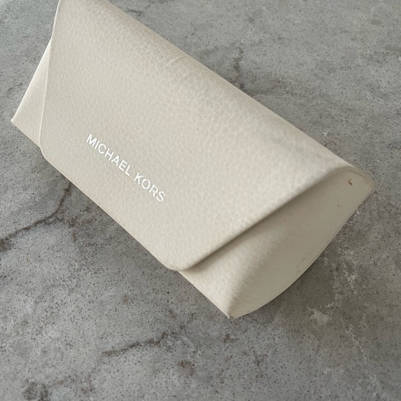 Michael Kors Chelsea Pilot Sunglasses - Gold/Orange Mirror Women’s - Picture 2 of 3